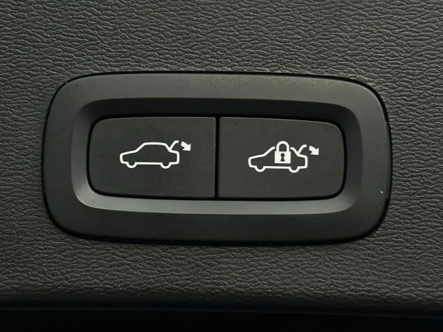 Volvo XC40 Bright Plus Recharge T5