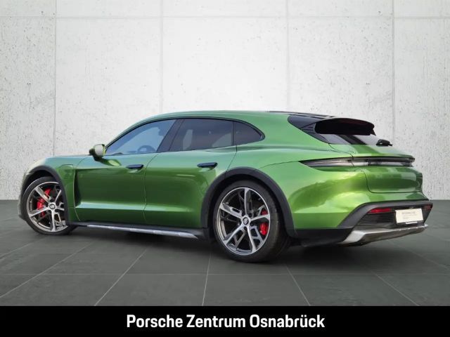 Porsche Taycan 4S Cross Turismo