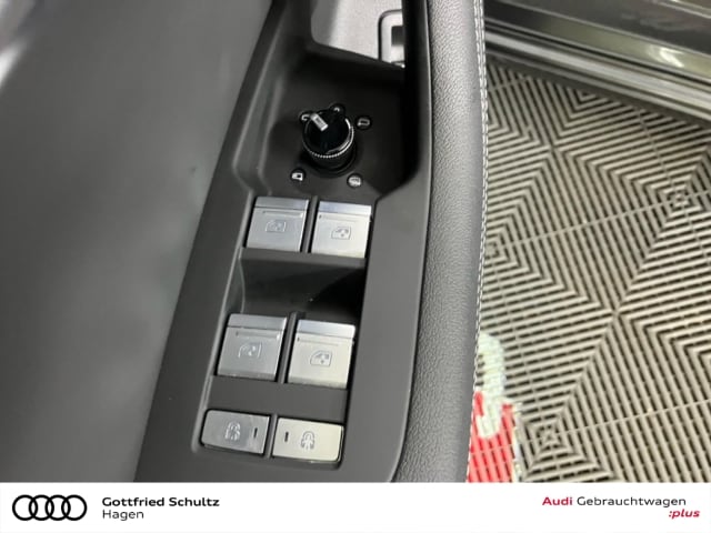 Audi S6 Avant Quattro