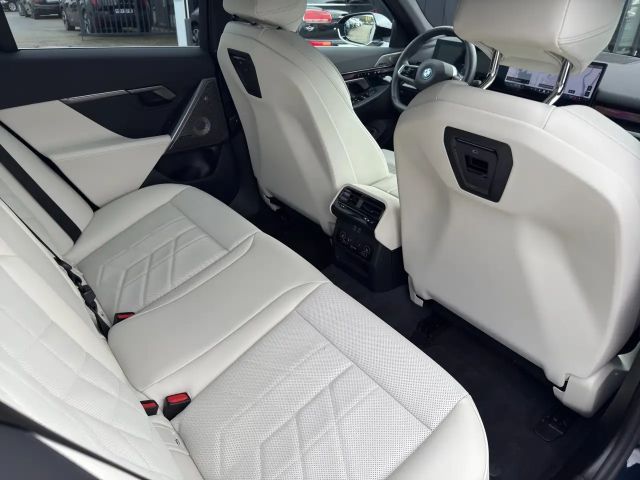 BMW i5 M-Sport Sedan eDrive40