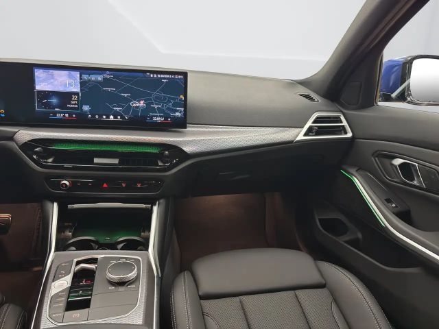 BMW 330 330e Touring xDrive