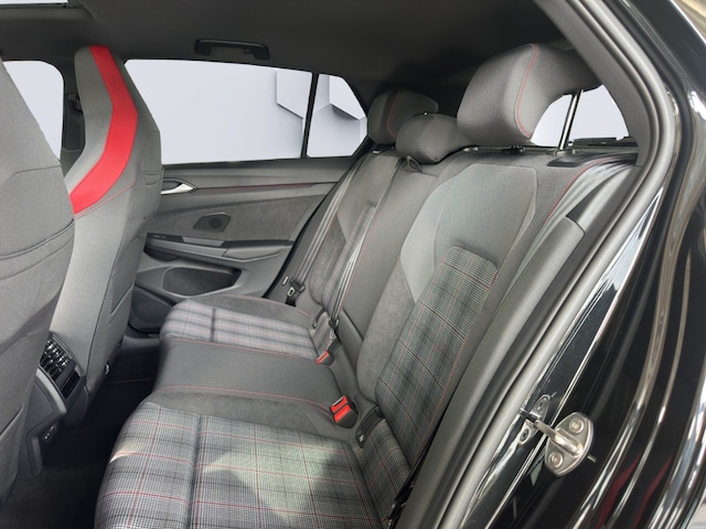 Volkswagen Golf 2.0 TSI DSG Golf VIII