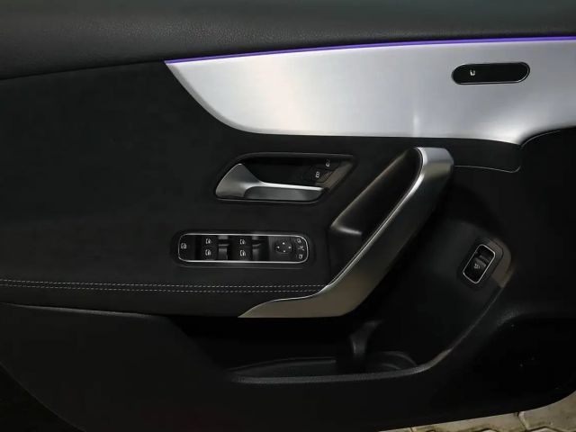 Mercedes-Benz A 200 AMG Line