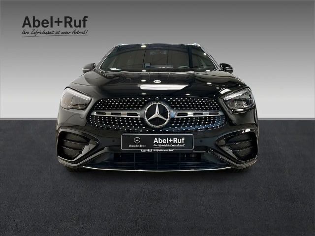 Mercedes-Benz GLA 200 AMG Line