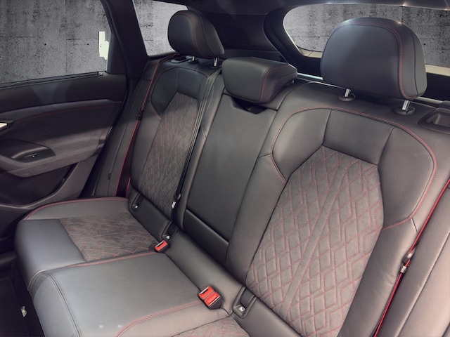 Audi Q6 e-tron Quattro