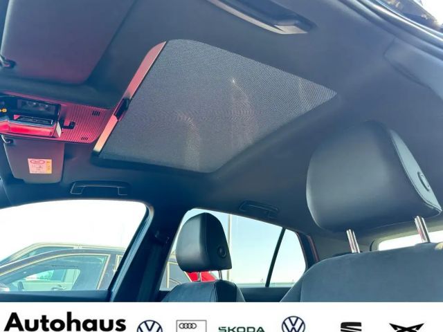 Volkswagen Golf 1.5 eTSI