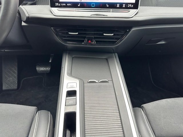 Volkswagen Passat 1.5 eTSI DSG