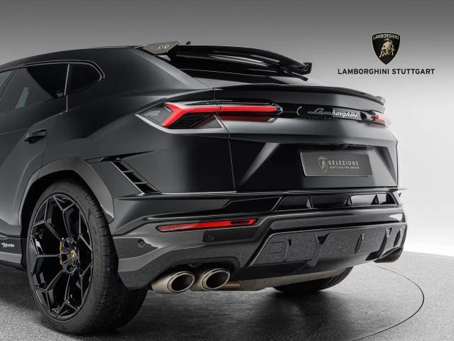 Lamborghini Urus Performante