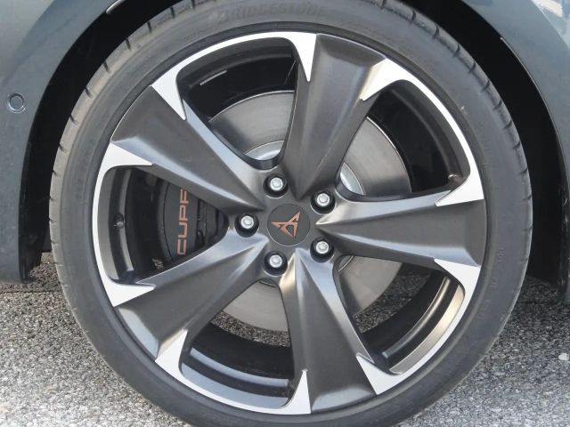 Cupra Leon VZ e-Hybrid