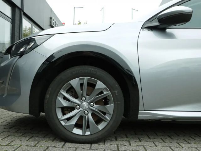 Peugeot E-208 Active Pack