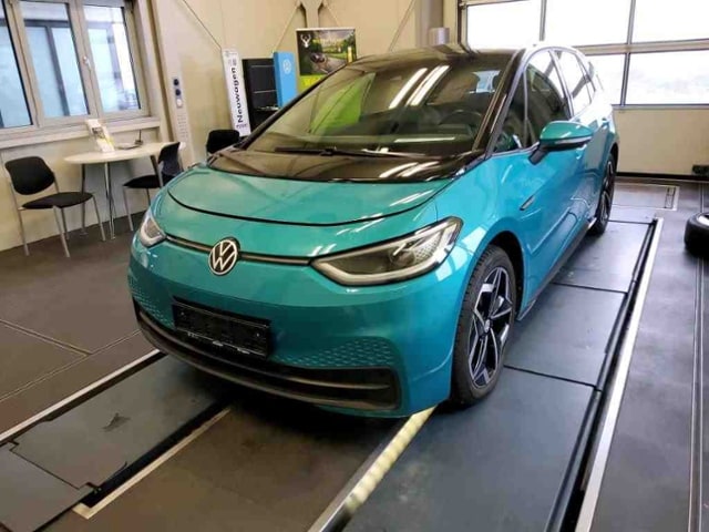 Volkswagen ID.3 Aut. 62 kWh*LED*Navi*Panorama*Wärmepumpe*