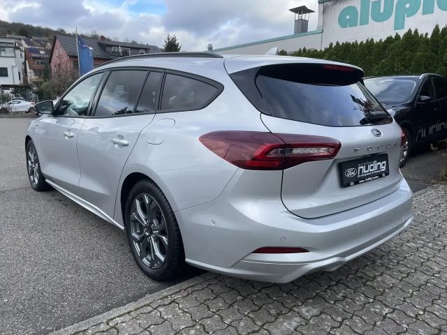 Ford Focus EcoBoost ST Line Wagon