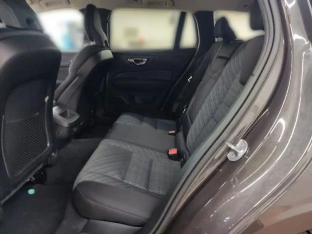 Volvo V60 B3 Benzin*BLIS*18Zoll*Sitzh*PDC v/h*