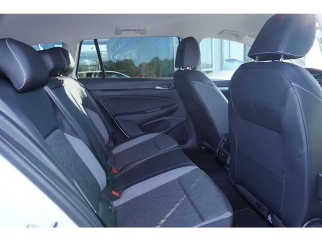 Volkswagen Golf 1.5 TSI Golf VIII