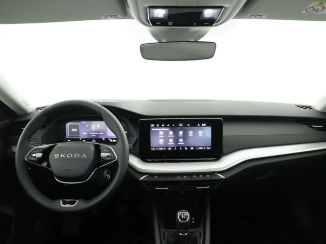 Skoda Octavia Essence TSI