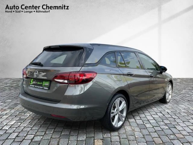 Opel Astra Sports Tourer Ultimate