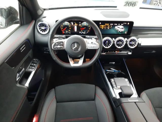 Mercedes-Benz GLB 200 AMG Line