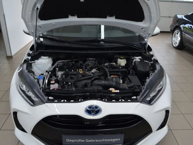 Toyota Yaris Comfort Hybride Team D