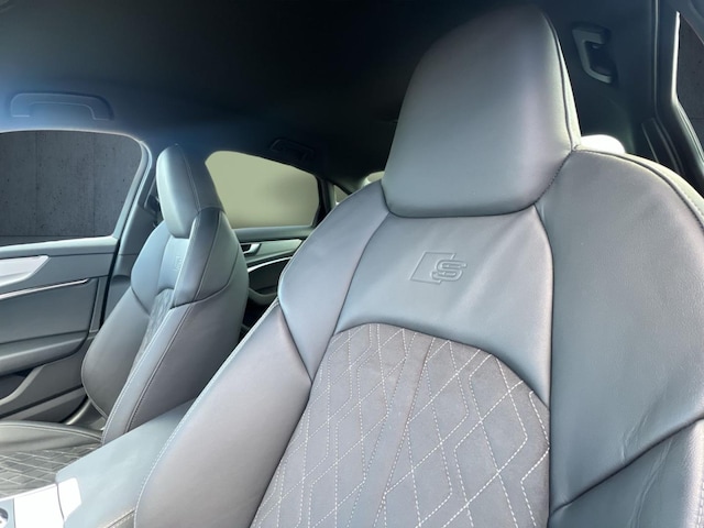 Audi S6 Quattro Sedan