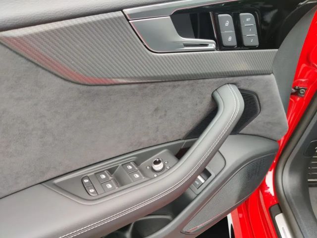 Audi RS5 Competition