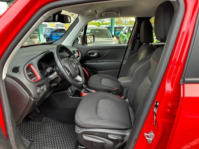 Jeep Renegade 4xe Trailhawk