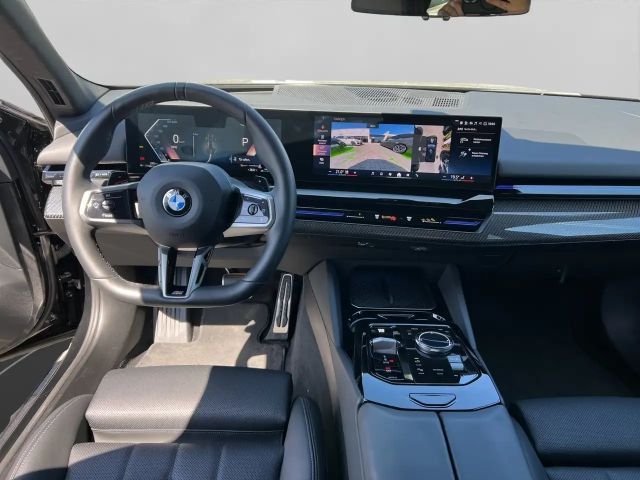 BMW 520 520d M-Sport Touring xDrive