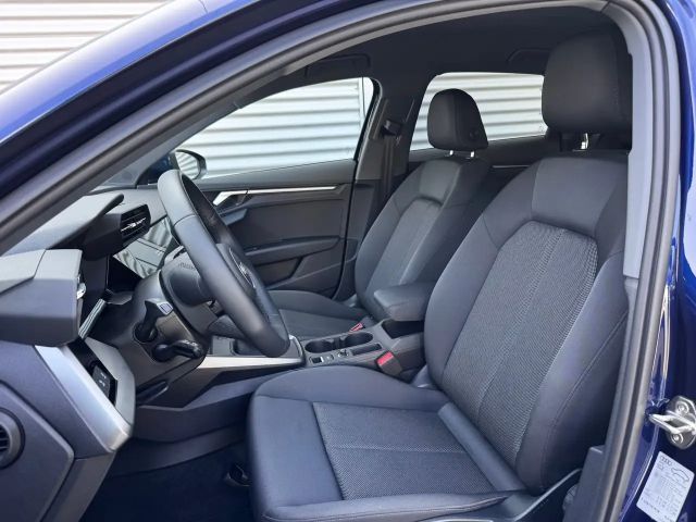 Audi A3 30 TFSI Sedan