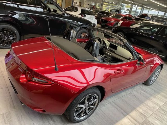 Mazda MX-5 Exclusive-line SkyActiv