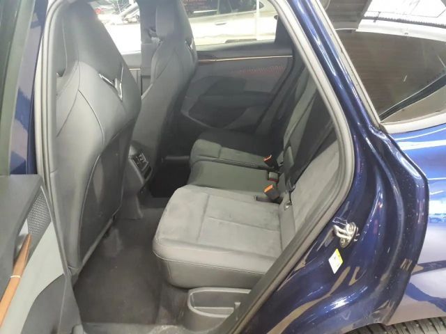 Cupra Terramar 1.5eTSI ACC+GJR+HeadUp+elHK+360KAM+KESSY Klima