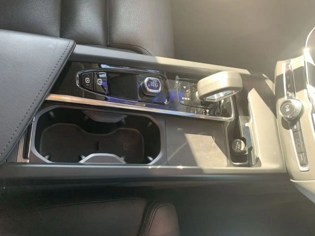 Volvo XC60 AWD Dark T8 Ultra