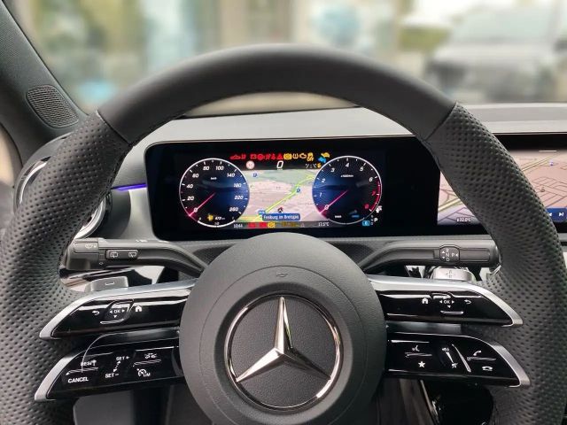 Mercedes-Benz A 200 AMG Line