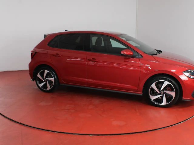 Volkswagen Polo 2.0 TSI DSG GTI