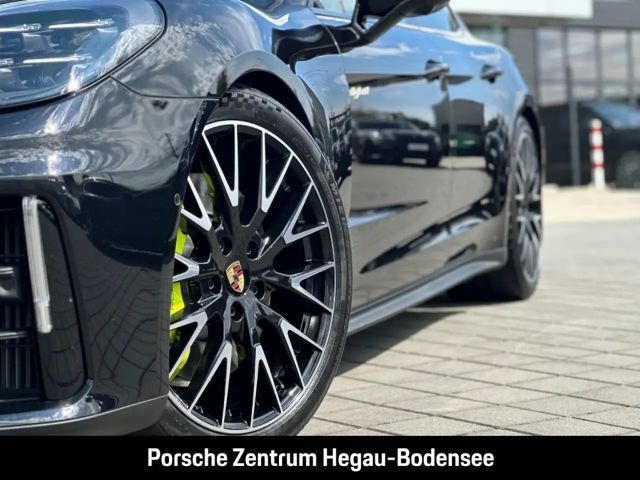 Porsche Panamera 4 E-Hybrid