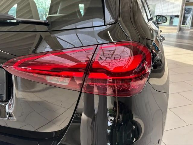 Mercedes-Benz A 200 AMG Line