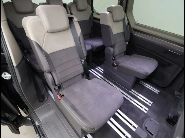 Volkswagen Multivan 2.0 TDI DSG Style T7