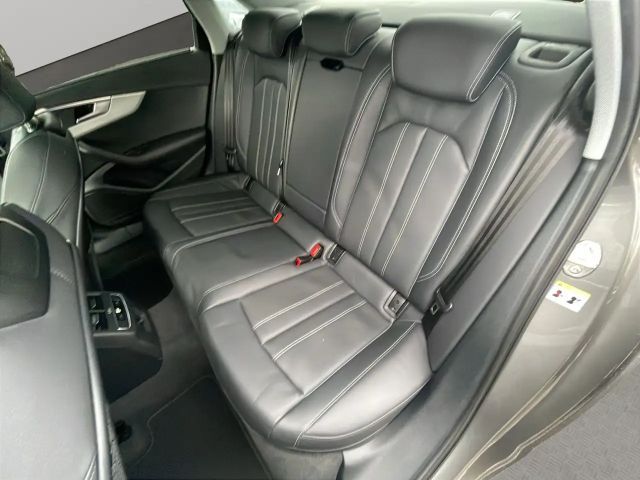 Audi A4 35 TDI Sedan