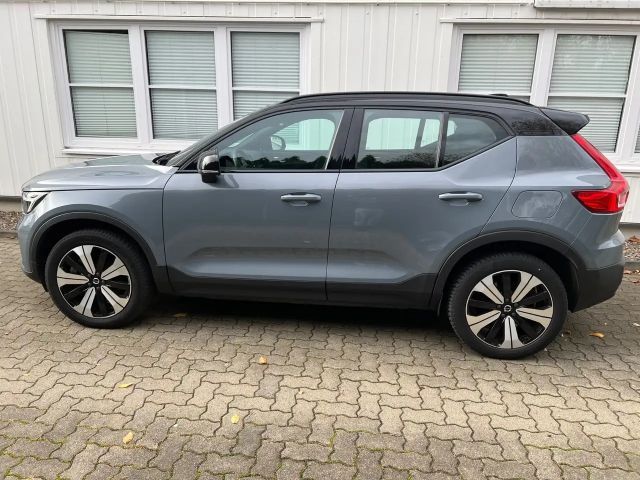 Volvo XC40 Core Recharge