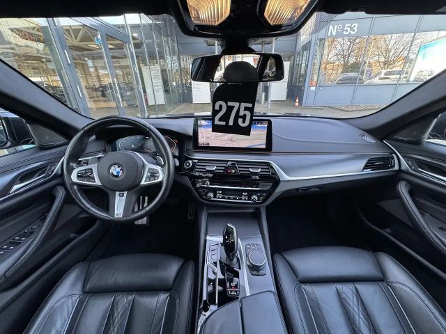 BMW 520 520d M-Sport Touring