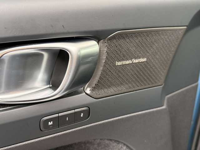Volvo XC40 Dark Plus Recharge T5