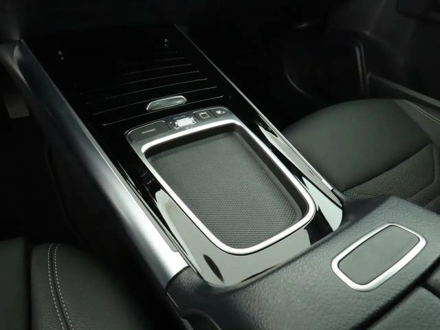 Mercedes-Benz GLA 180 Progressive