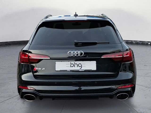 Audi RS4 Avant Quattro