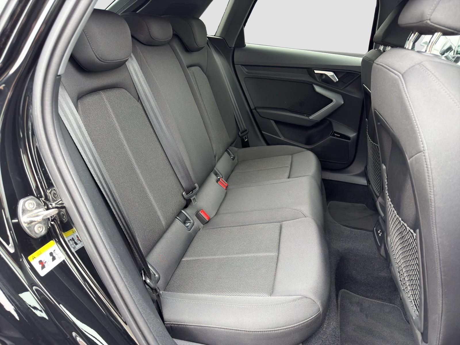 Audi A3 35 TFSI Sedan