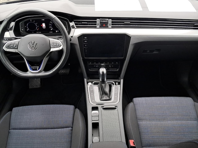 Volkswagen Passat GTE Variant