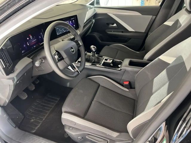 Opel Astra 1.2 Turbo Sports Tourer Turbo