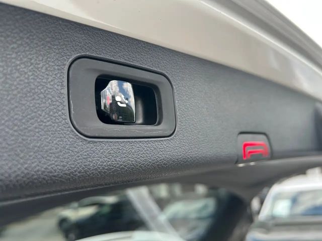 Mercedes-Benz E 220 AMG Line E 220 d Estate