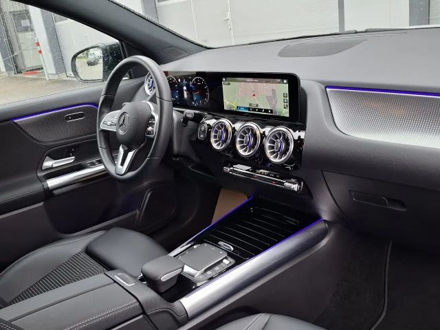 Mercedes-Benz GLA 200 Progressive