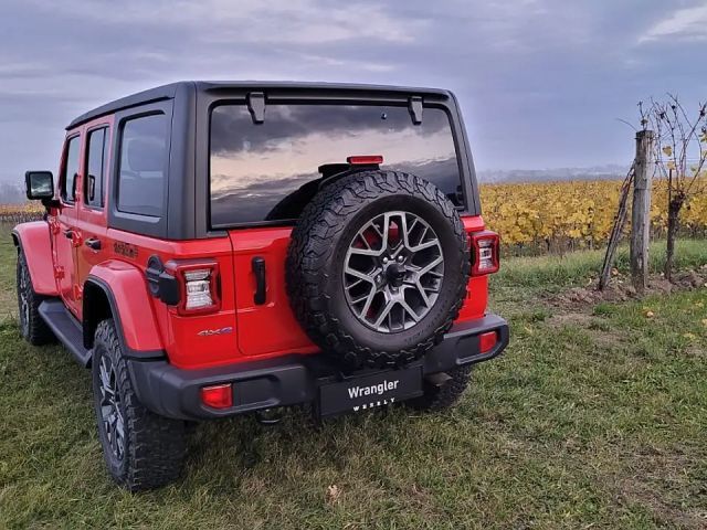 Jeep Wrangler 4xe Sahara