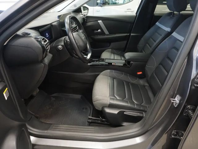 Citroën C4 PureTech Shine