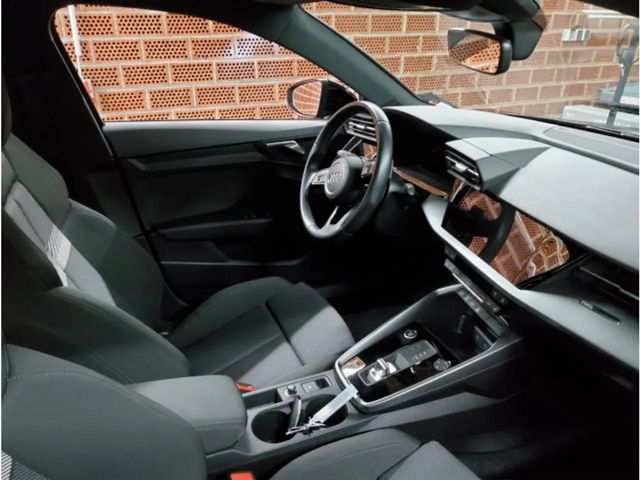 Audi A3 40 TFSI Hybride S-Tronic Sedan