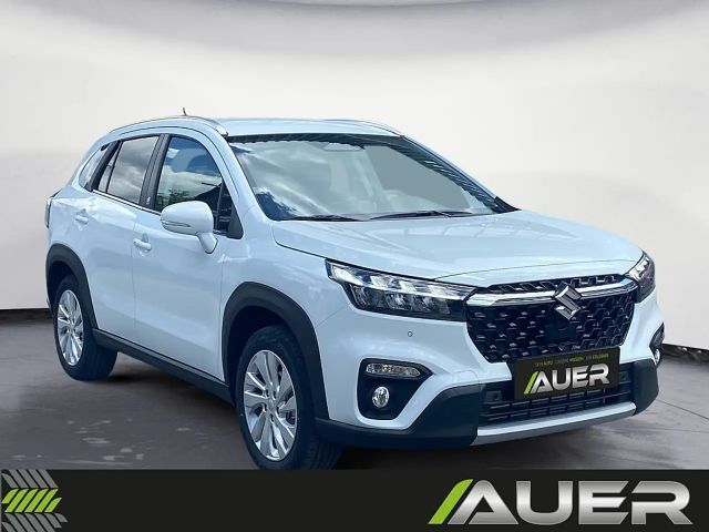 Suzuki S-Cross Hybrid